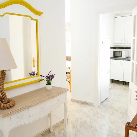Spacious And Bright By La Recepcion *